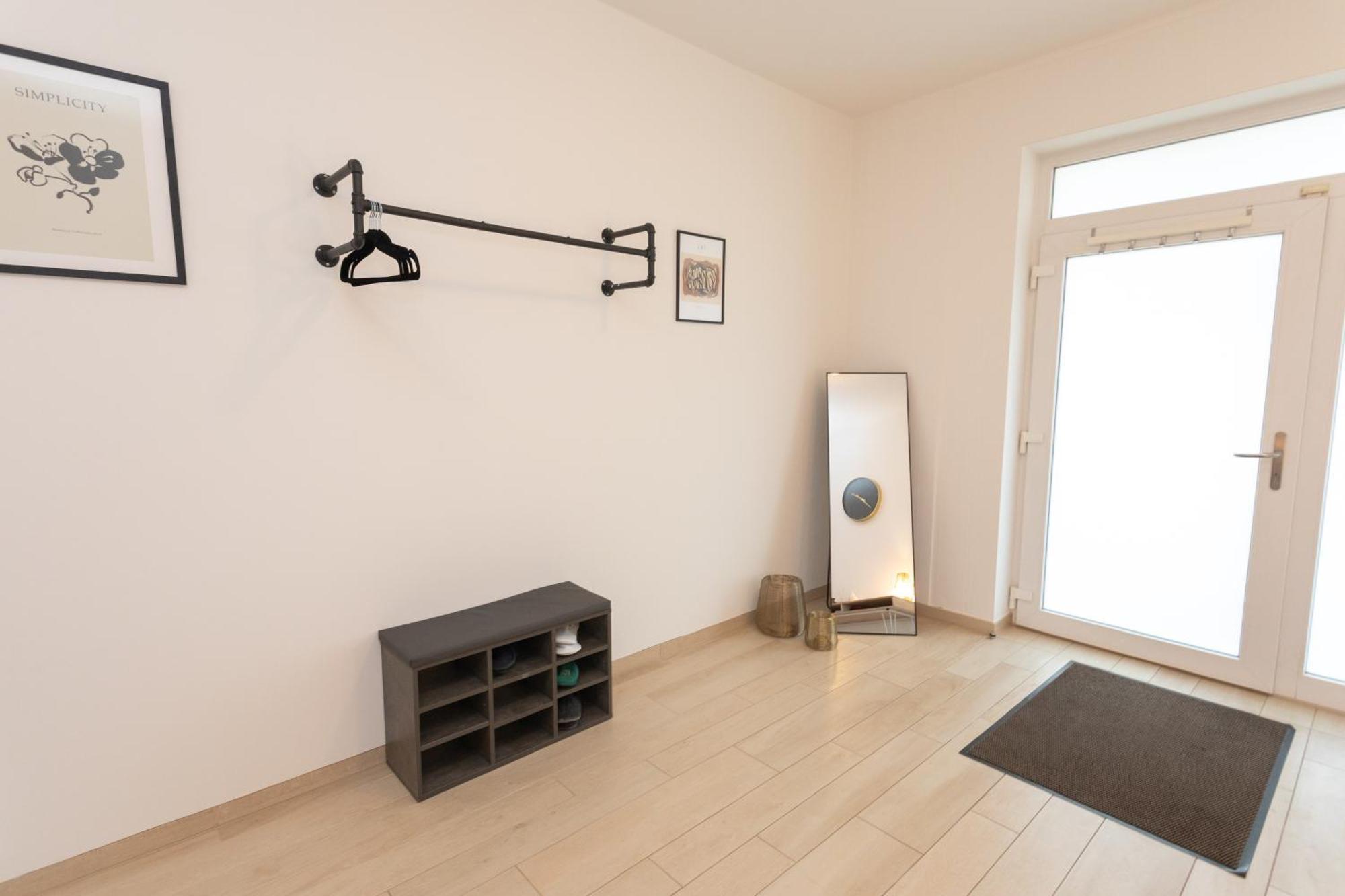 Stadthaus Mit 2 Schlafzimmern & Wohnzimmer Mit Kamin - Kostenloser Privat-Parkplatz Auf Dem Grundstueck Leipzig Dış mekan fotoğraf